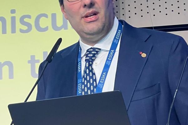Dr. Camilo participou do congresso da ESSKA
